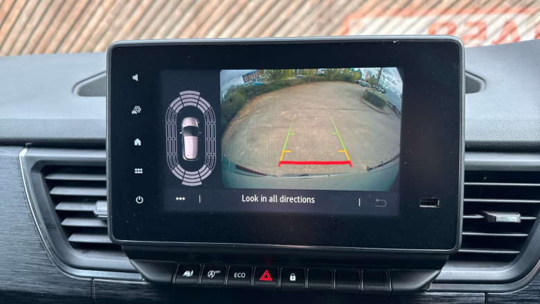 Nissan Primastar 30 L2 Diesel 2.0 dCi 110ps H1 Tekna Van